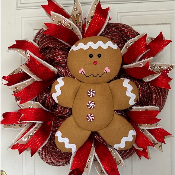 Christmas Wreath’s & Centrepieces - Picture 1 of 1